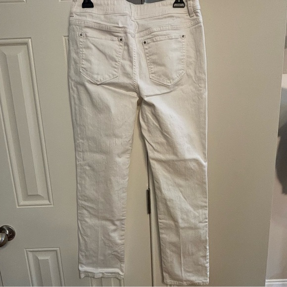 Chico’s White Jeans - Picture 4 of 5